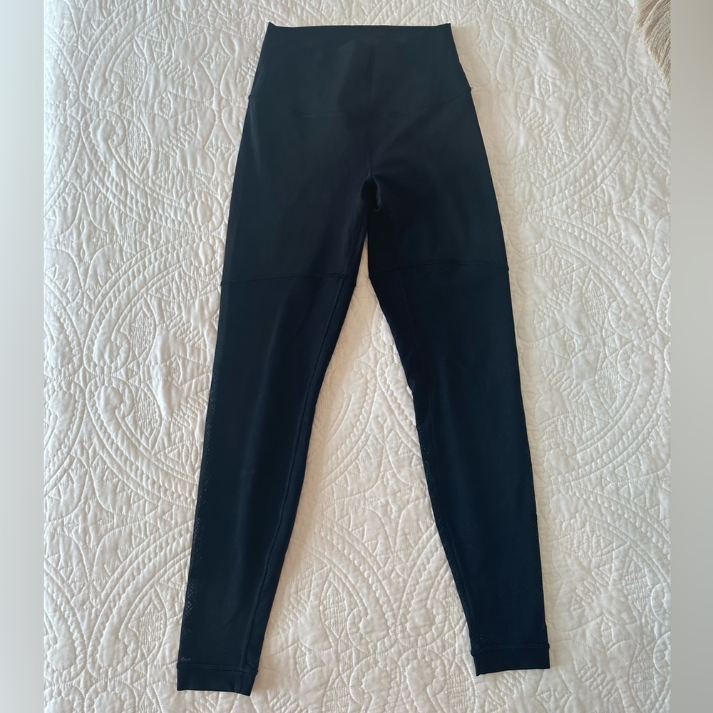Lululemon mesh-detail black legging